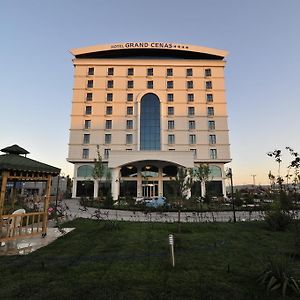 Grand Cenas Hotel